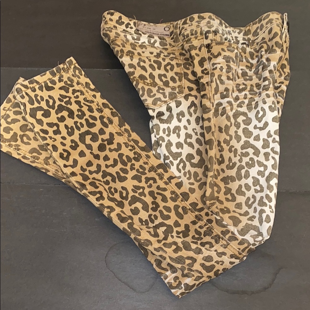 Almost Famous Size 5 Brown Tan Leopard Print Straight Leg Jeans - Picture 4 of 13